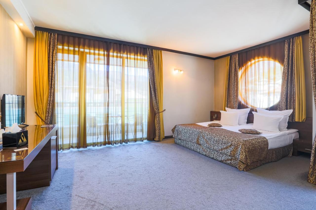 帕森克温泉酒店 代温 外观 照片 A room at the hotel